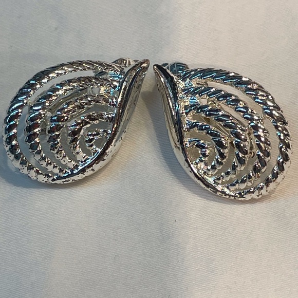 Earrings, assorted - Picture 6 of 14